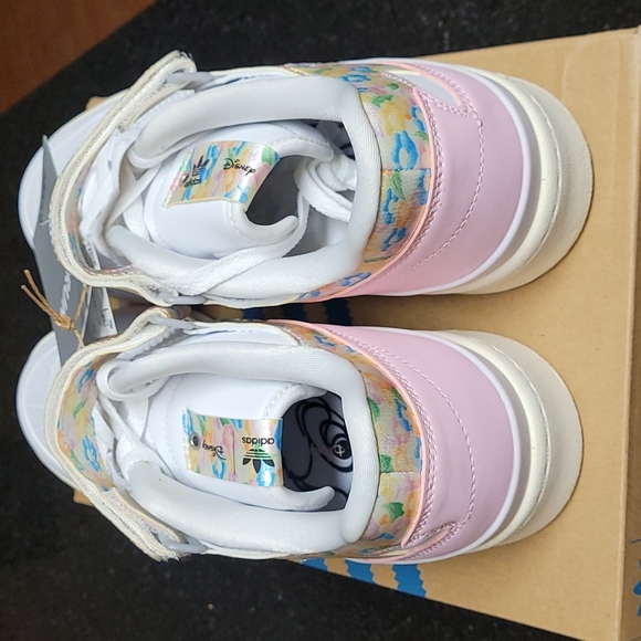 Adidas Disney Forum Low - Picture 5 of 12